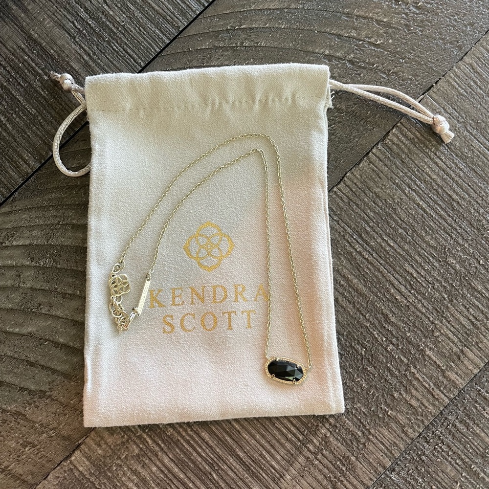 Elisa Gold Pendant Necklace in Black
